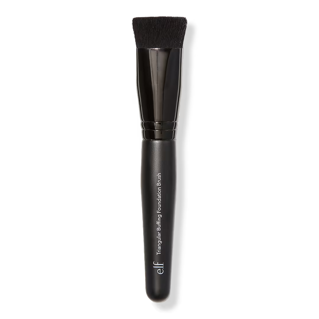 Triangular Buffing Foundation Brush