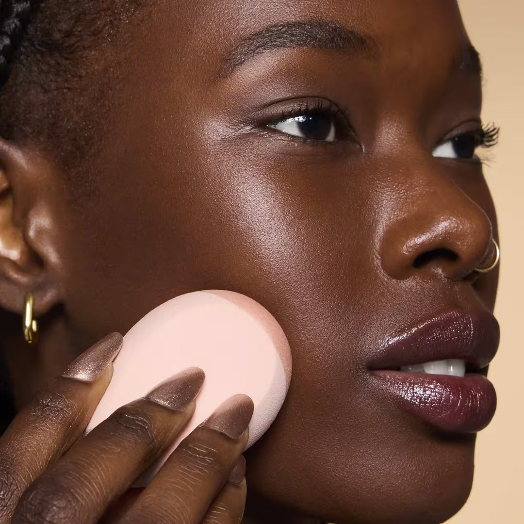 Halo Glow Angled Silicone Face Sponge
